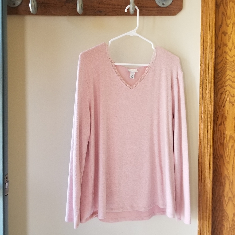 Ava & Viv pink long sleeve pullover, NWOT
